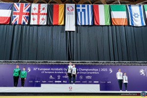 podium jr sf 02086 copia simone ferraro ph copia